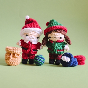 Dress up Dolls Christmas edition amigurumi pattern by The Wandering Deer