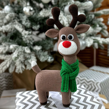 New Year's Reindeer amigurumi pattern by Mommy Patterns