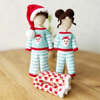 Christmas morning amigurumi pattern by Fluffy Tummy