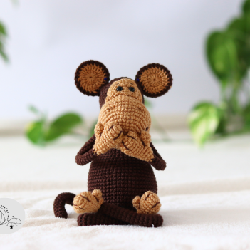 Alfred, the monkey amigurumi pattern by yarnacadabra