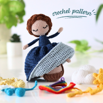 Reversible weather doll toy amigurumi pattern by yarnacadabra