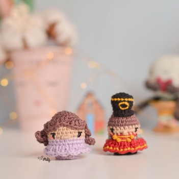 Mini Clara from The Nutcracker amigurumi pattern by O Recuncho de Jei