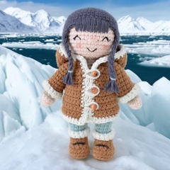 Inuit Girl and Seal amigurumi pattern by Elisas Crochet