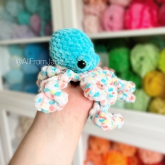 Paula the Octopus - No Sew amigurumi by All From Jade