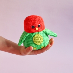 Lovebirds amigurumi pattern by Cara Engwerda