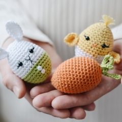 Easter Eggs and Jute Basket amigurumi by FireflyCrochet