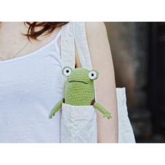 Frog Crochet Pattern amigurumi by FireflyCrochet