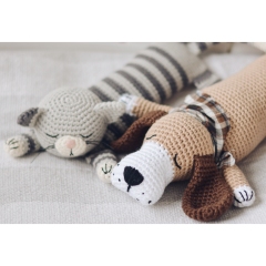 Sleepy Dog Crochet Pattern amigurumi by FireflyCrochet