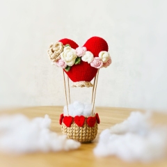 Love Hot-air balloon amigurumi by Fluffy Tummy