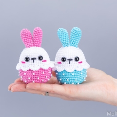 Easter Bunny amigurumi pattern by Mufficorn