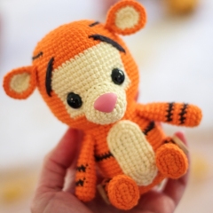 Tigger amigurumi pattern by Crocheniacs