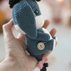 Eeyore amigurumi pattern by Crocheniacs