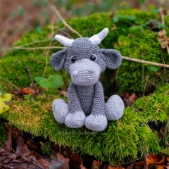 Rokchoc the Ox amigurumi pattern by LittleEllies_Handmade