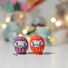 Mini dragon and daruma amigurumi by O Recuncho de Jei