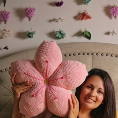 Sakura Cherry Blossom Pillow amigurumi by Lanarumi