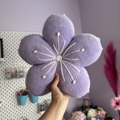 Sakura Cherry Blossom Pillow amigurumi pattern by Lanarumi