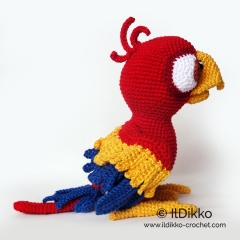 Chili the parrot amigurumi by IlDikko