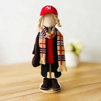 Winter Vibe outfit amigurumi pattern by Fluffy Tummy