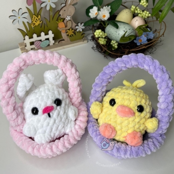 Cutie in a Basket amigurumi pattern by CuteVilleToys