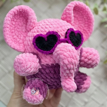 Romantic Elephant amigurumi pattern by CuteVilleToys