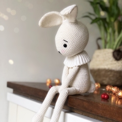 Lucky the Bunny amigurumi pattern by Pepika