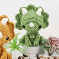 Trixie the Triceratops amigurumi pattern by unknown