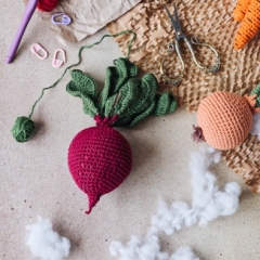 Play Food Beet Pattern amigurumi by Mommys Bunny Crafts