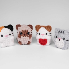 8-in-1 Marshmallow Cats amigurumi pattern by Crochet Pattern By Nina