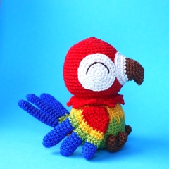 Ruby, the red parrot amigurumi pattern by Amigurumi with Eli