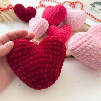 Valentine Plush Hearts, 3 in 1 amigurumi pattern by RNata