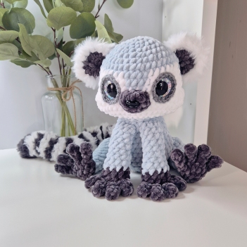 Zaffy the Lemur amigurumi pattern by Sweet Fluffy Stitches