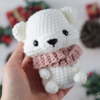 Paddy the Baby Polar Bear amigurumi pattern