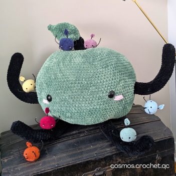 Stardew Valley Jumbo Junimo  amigurumi pattern by Cosmos.crochet.qc