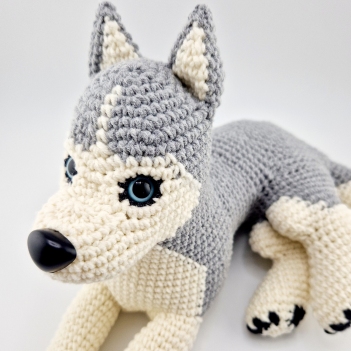 Husky Puppy no-sew pattern amigurumi pattern by StuffTheBody