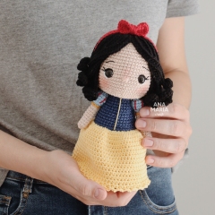 Snow White amigurumi pattern by Ana Maria Craft