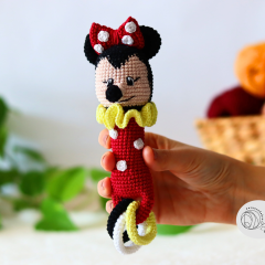 Mickey and Minnie rattle pattern amigurumi pattern by yarnacadabra