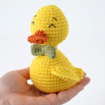 Jeff the Duck amigurumi pattern by Elisas Crochet