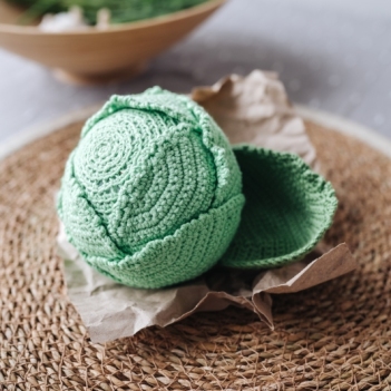 Play Food Cabbage amigurumi pattern by Mommys Bunny Crafts