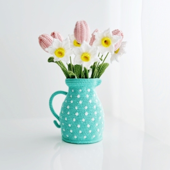 Flower jug amigurumi pattern by Fluffy Tummy