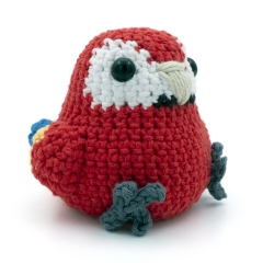 Scarlet Macaw amigurumi by MevvSan
