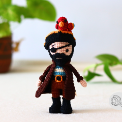 Pirate crochet pattern amigurumi by yarnacadabra