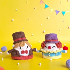 Reversible Clown and Magician amigurumi pattern by Chibiscraft