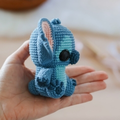 Baby Stitch amigurumi by Crocheniacs