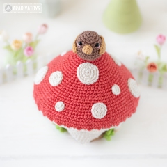 Mushroom Gnome ('Mini Kingdom') amigurumi pattern by AradiyaToys