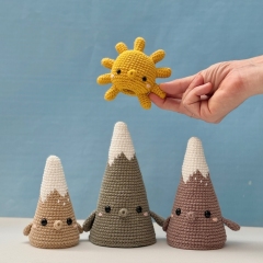 Mountains Play Set amigurumi by Amour Fou
