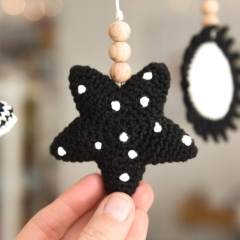 Crochet Sun, Moon and Star Baby Gym amigurumi pattern by lilleliis