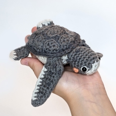 Baby Sea Turtle amigurumi pattern by schrahki