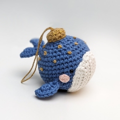 Whale Bauble amigurumi pattern by schrahki