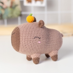 Capybara amigurumi pattern by Planet Piu