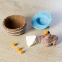 Bathing Baby Capybara amigurumi pattern by Planet Piu